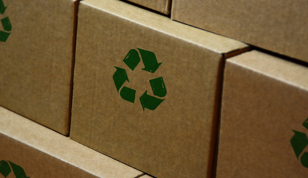 shipping box with environmentally friendly recycle logo